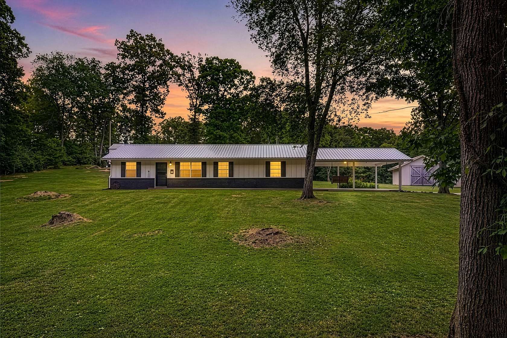 4.87 Acres of Land with Home for Sale in Decatur, Tennessee