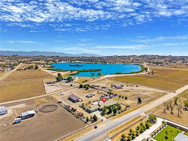 2.54 Acres of Land with Home for Sale in Aguanga, California
