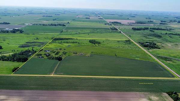 160 Acres of Land for Sale in Comfrey, Minnesota
