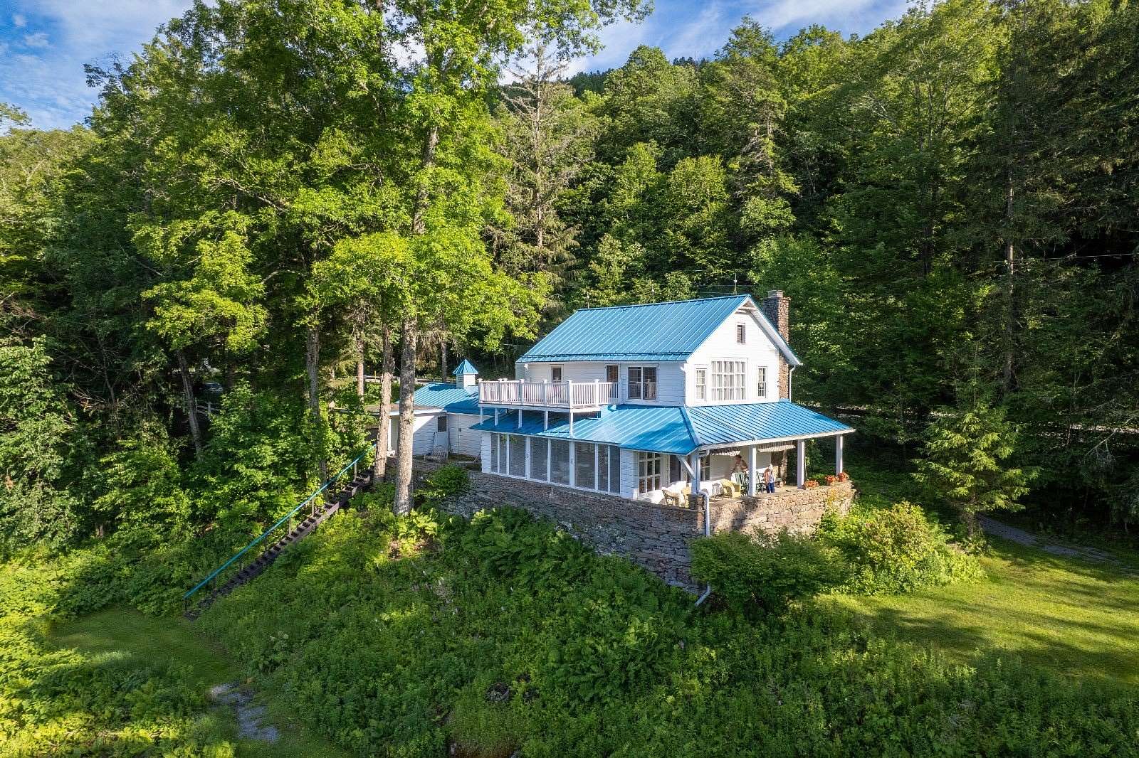 2.27 Acres of Land with Home for Sale in Equinunk, Pennsylvania