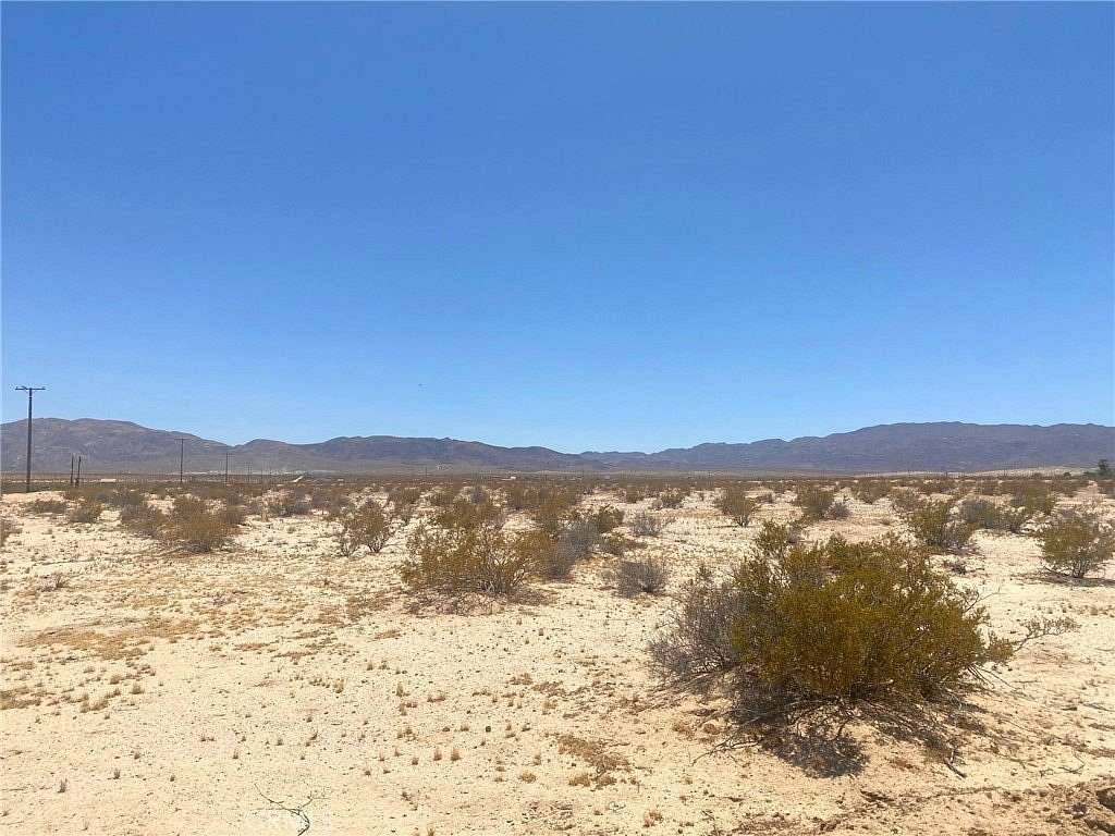 10 Acres of Land for Sale in Twentynine Palms, California
