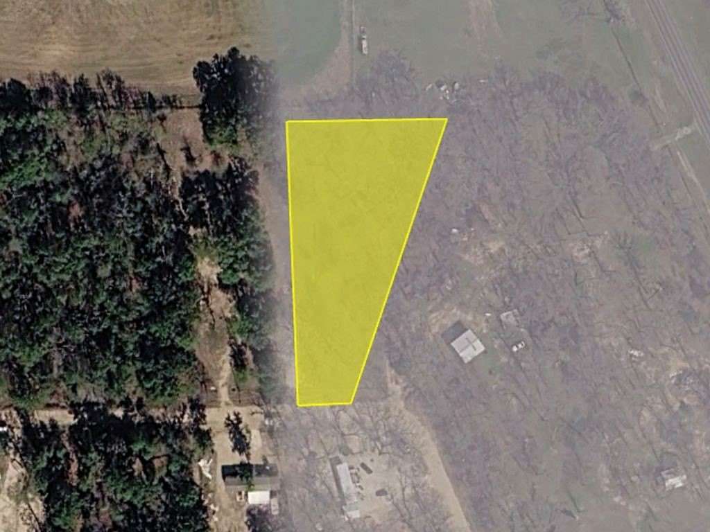 1 Acre of Residential Land for Sale in Trinidad, Texas