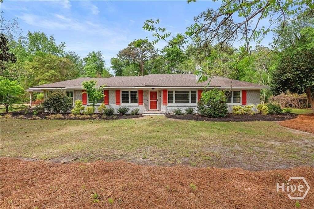 1.89 Acres of Land with Home for Lease in Pembroke, Georgia