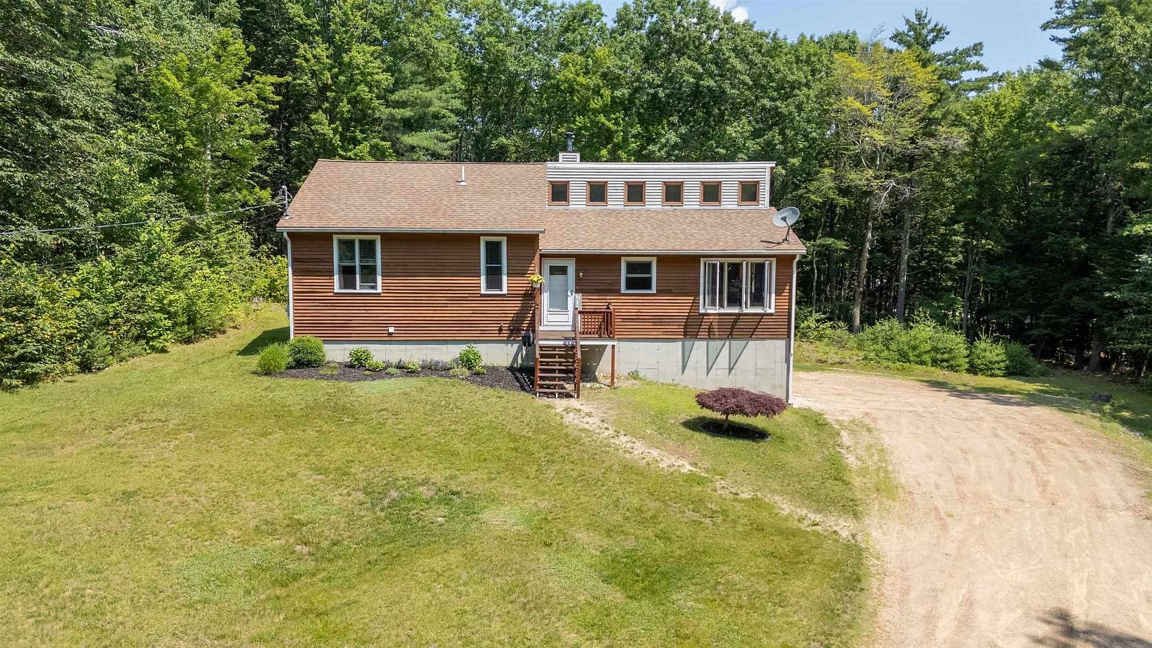 5.4 Acres of Land with Home for Sale in Middleton Town, New Hampshire