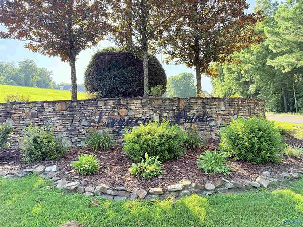0.68 Acres of Residential Land for Sale in Guntersville, Alabama