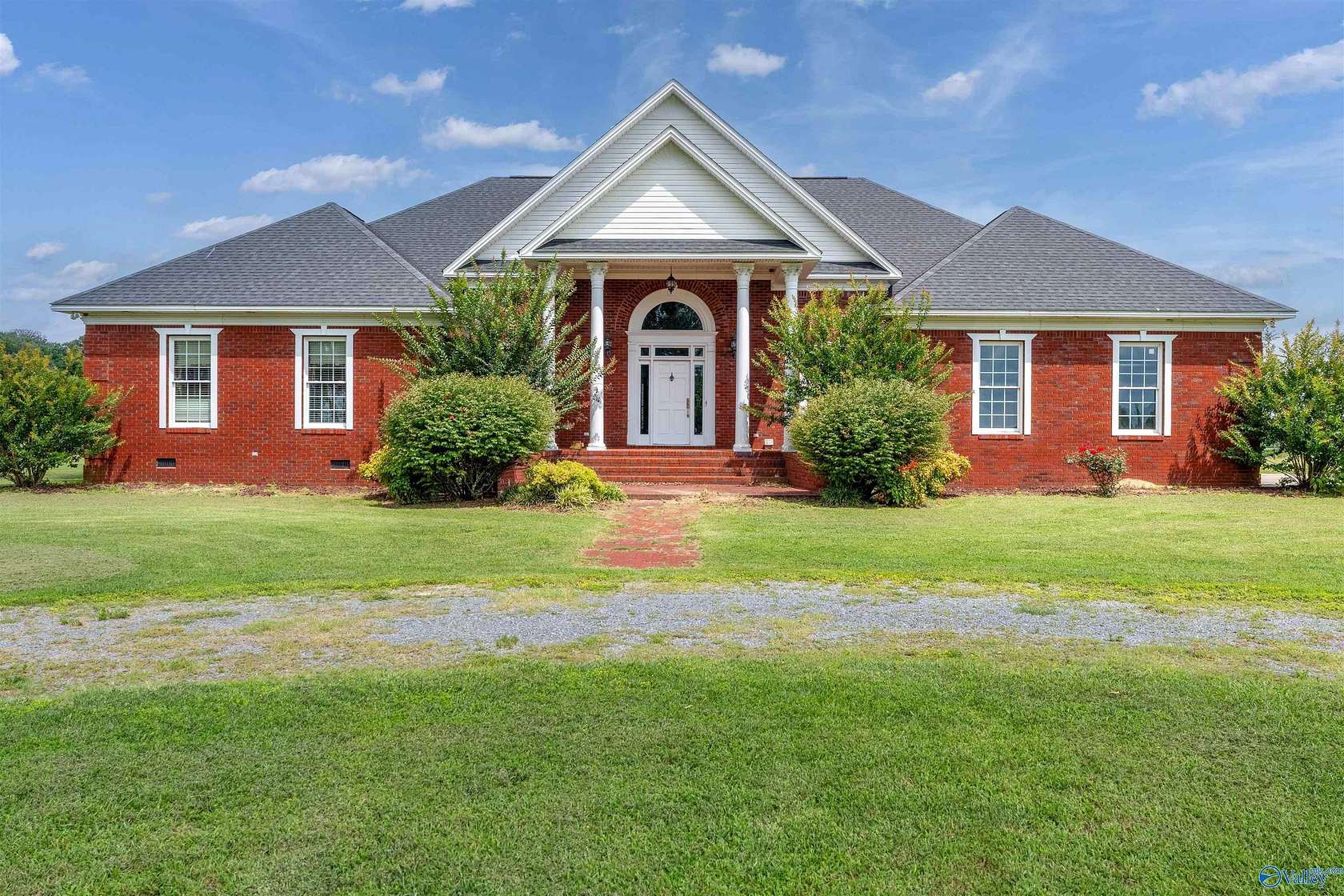 2.5 Acres of Land with Home for Sale in Fyffe, Alabama