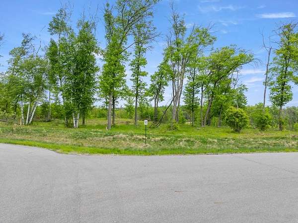 1 Acre of Residential Land for Sale in Brainerd, Minnesota