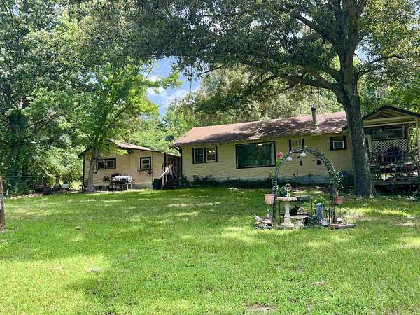 19.6 Acres of Land with Home for Sale in Overton, Texas