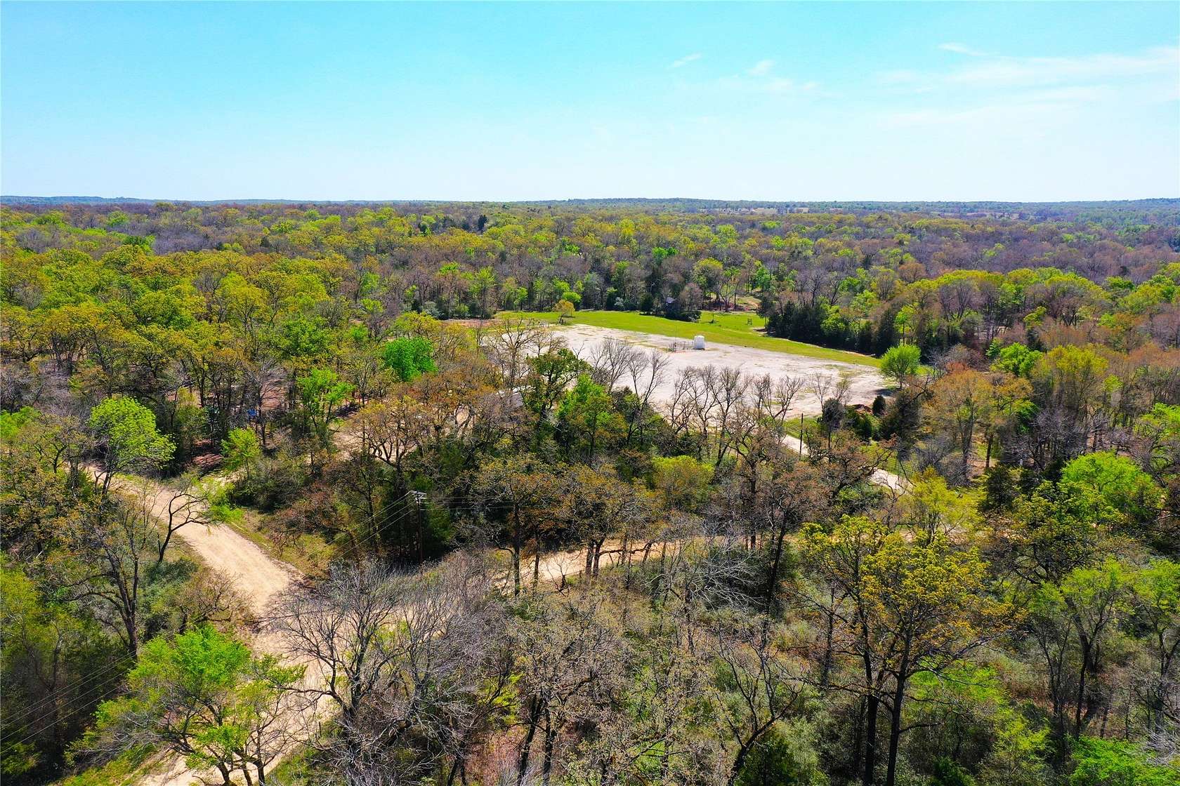 30.3 Acres of Recreational & Residential Land for Sale in Fairfield, Texas