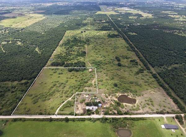 10 Acres of Recreational & Residential Land for Sale in Eastland, Texas