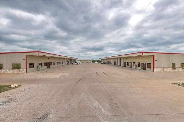 5.22 Acres of Commercial Land for Lease in Granbury, Texas