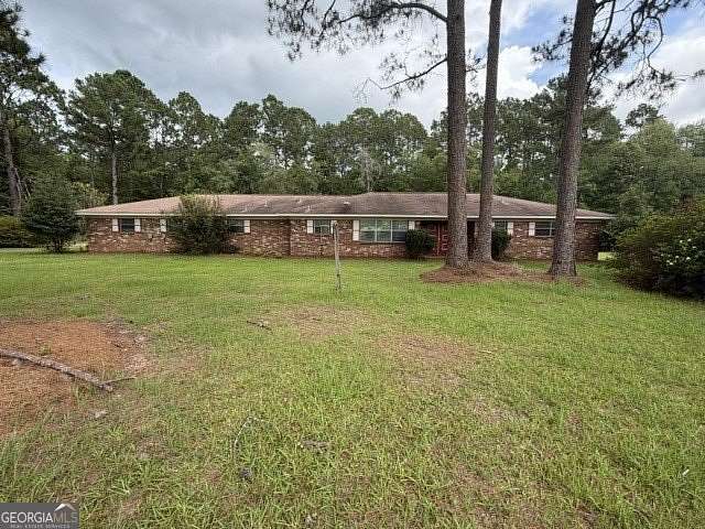 16.6 Acres of Land with Home for Sale in Vidalia, Georgia