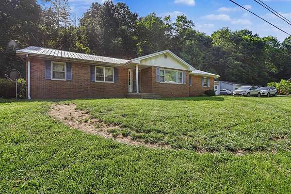 32.5 Acres of Recreational Land with Home for Sale in Waverly, Ohio