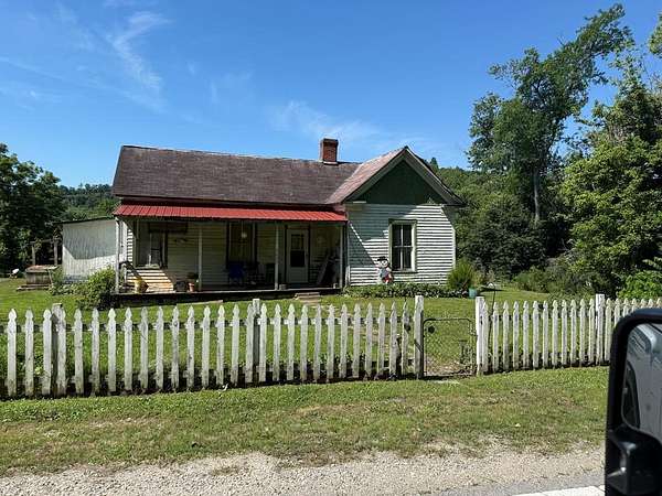 240 Acres of Land with Home for Sale in Willow Wood, Ohio