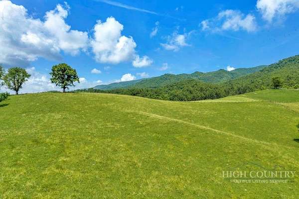 25 Acres of Land for Sale in Mountain City, Tennessee