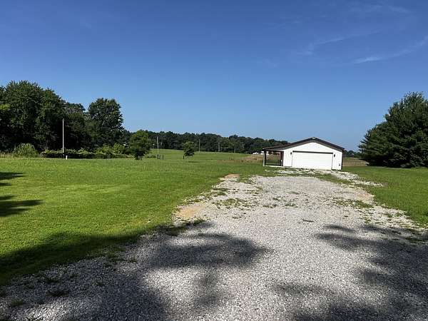 1 Acre of Residential Land for Sale in Mount Vernon, Illinois
