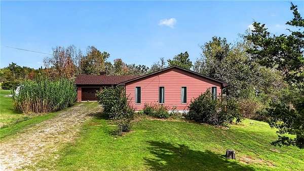 1.5 Acres of Land with Home for Sale in Nevada, Missouri