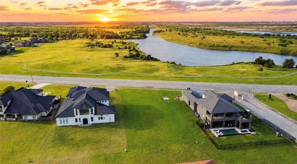 0.39 Acres of Residential Land for Sale in Portland, Texas