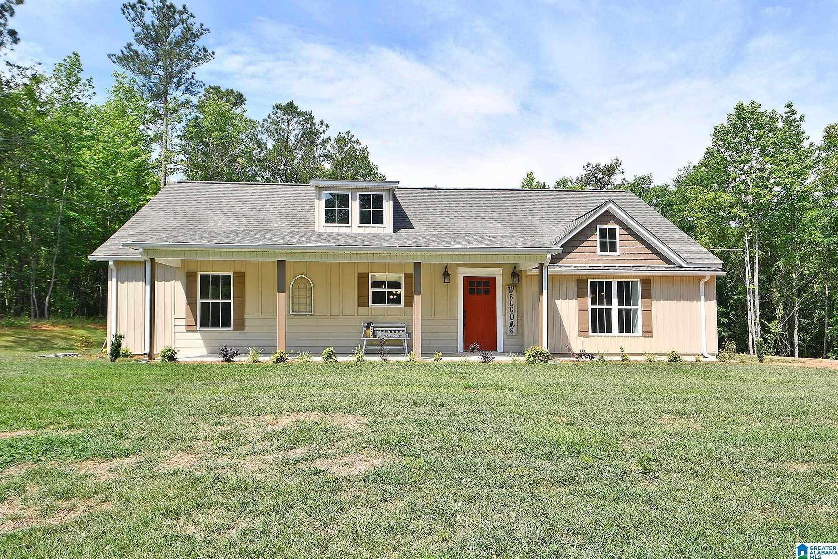 2.84 Acres of Land with Home for Sale in Roanoke, Alabama