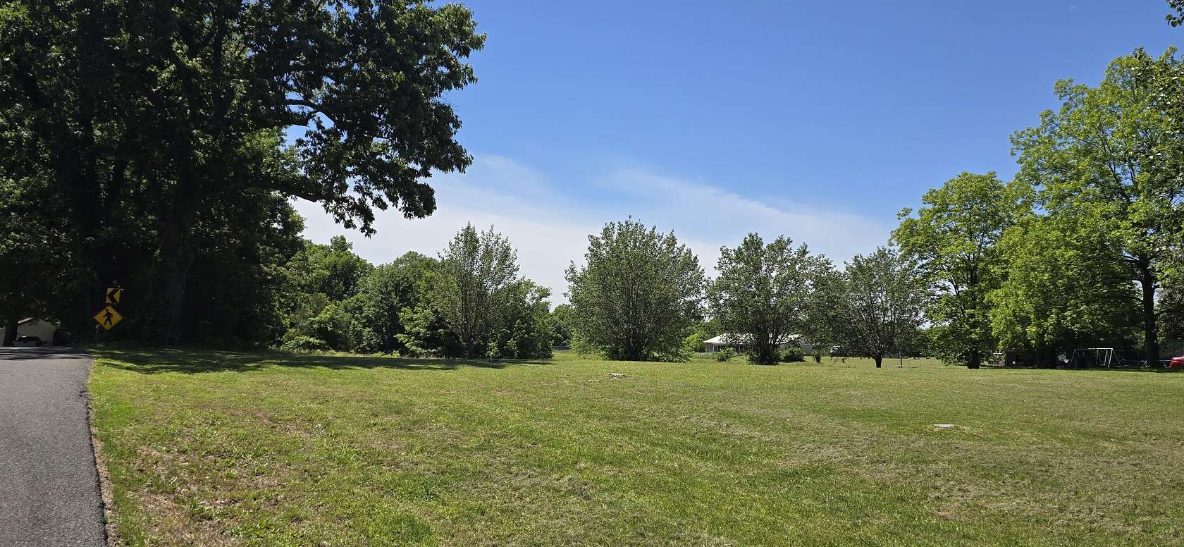 0.73 Acres of Residential Land for Sale in Benton, Kentucky