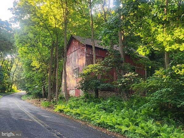 3.9 Acres of Residential Land for Sale in Macungie, Pennsylvania