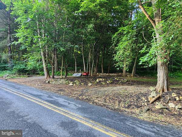 3.9 Acres of Residential Land for Sale in Macungie, Pennsylvania