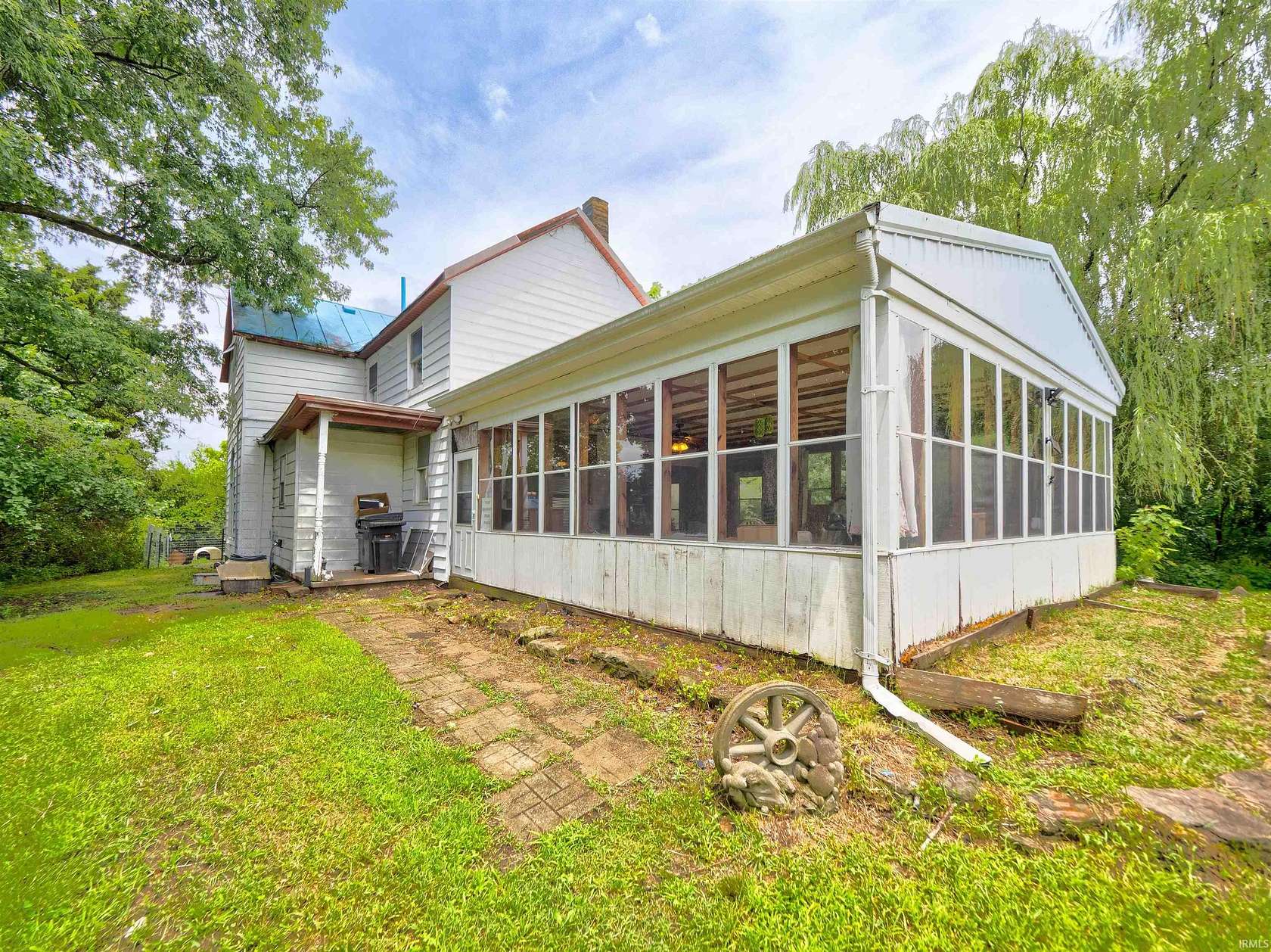 17.8 Acres of Land with Home for Sale in Evanston, Indiana