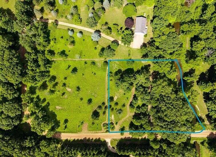 1.49 Acres of Residential Land for Sale in Hastings, Michigan