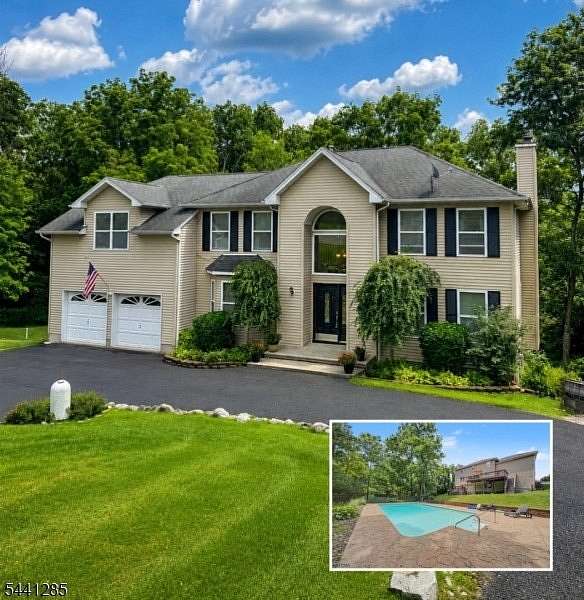 1.66 Acres of Land with Home for Sale in Knowlton Township, New Jersey