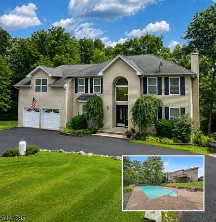 1.66 Acres of Land with Home for Sale in Knowlton Township, New Jersey