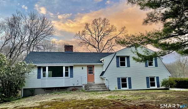 3.1 Acres of Land with Home for Lease in Glastonbury, Connecticut