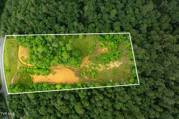 4.6 Acres of Residential Land for Sale in Unicoi, Tennessee