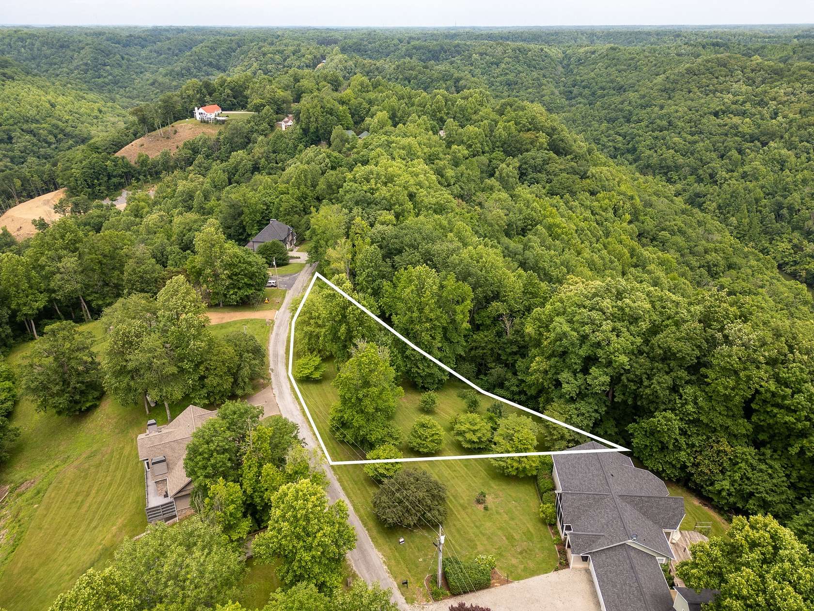 1 Acre of Residential Land for Sale in Silver Point, Tennessee