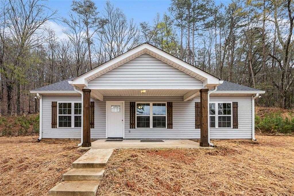 2 Acres of Land with Home for Sale in Silver Creek, Georgia