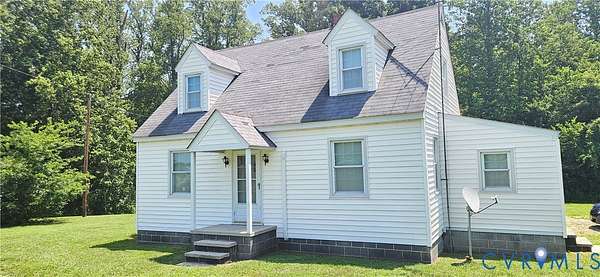 3.2 Acres of Land with Home for Sale in Tappahannock, Virginia