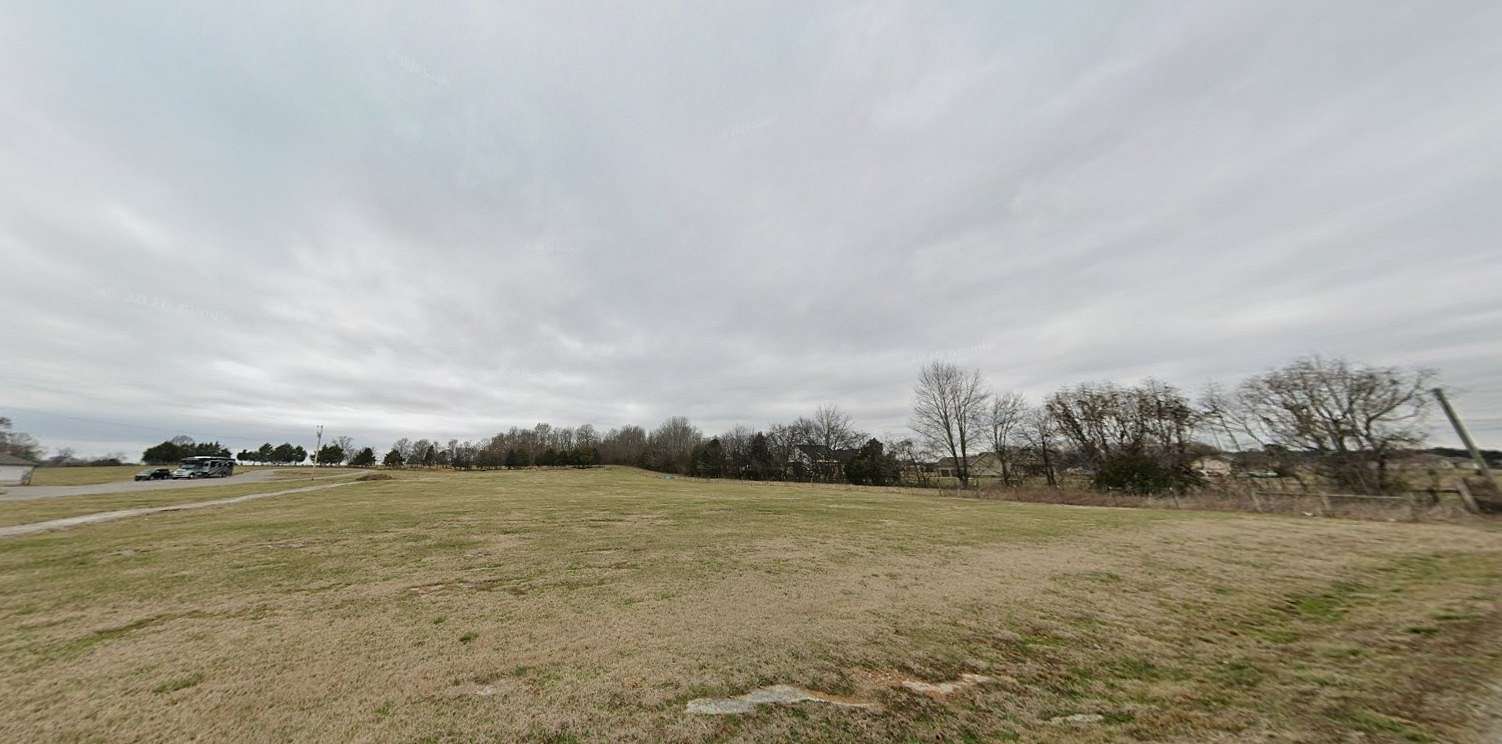 3 Acres of Residential Land for Sale in Chapel Hill, Tennessee