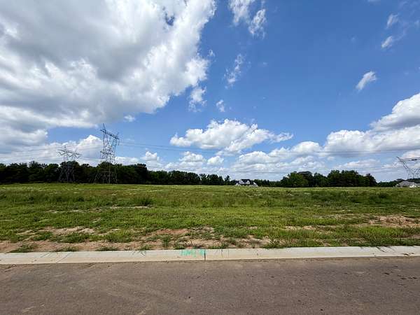 1.67 Acres of Residential Land for Sale in Clarksville, Tennessee