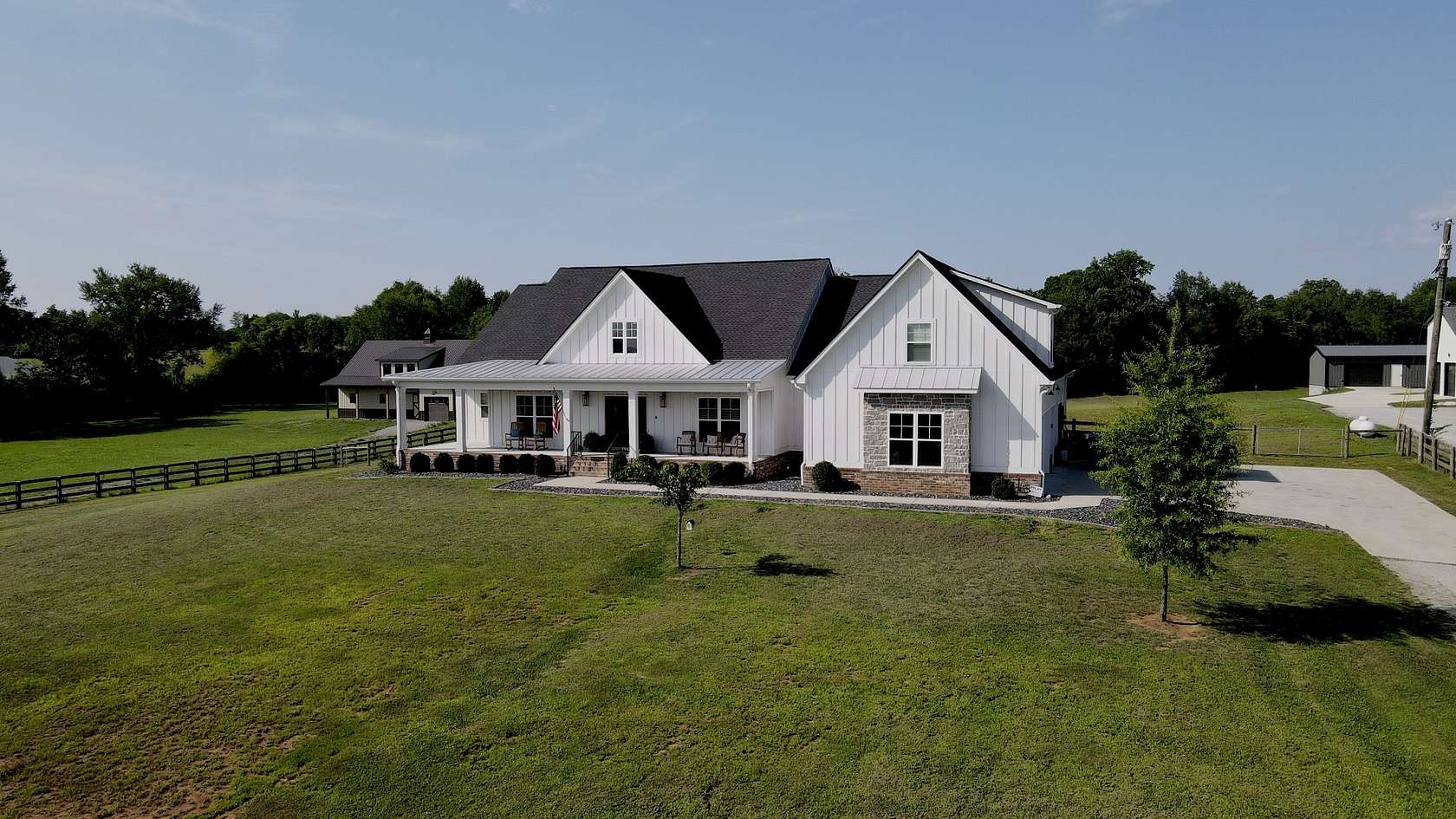 4 Acres of Land with Home for Sale in Columbia, Tennessee