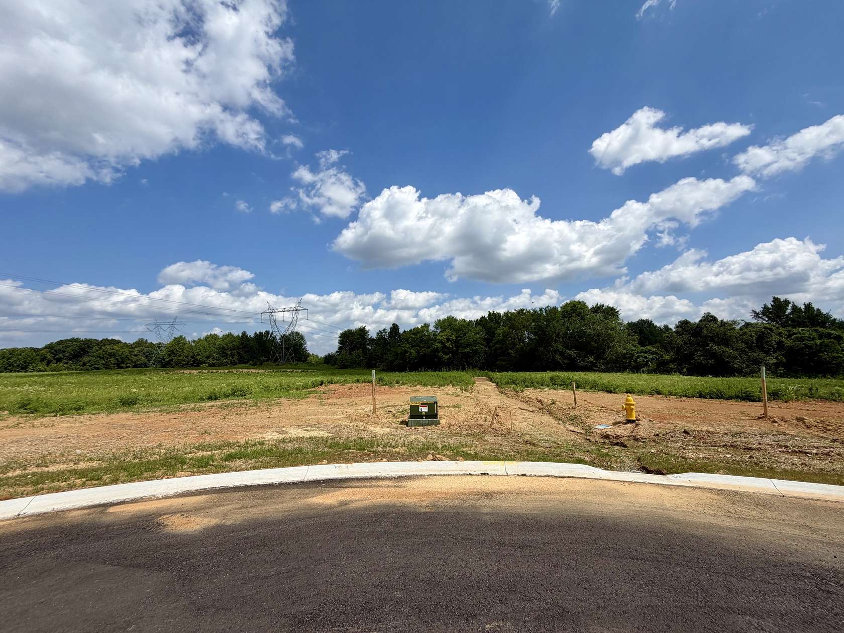 3.4 Acres of Residential Land for Sale in Clarksville, Tennessee