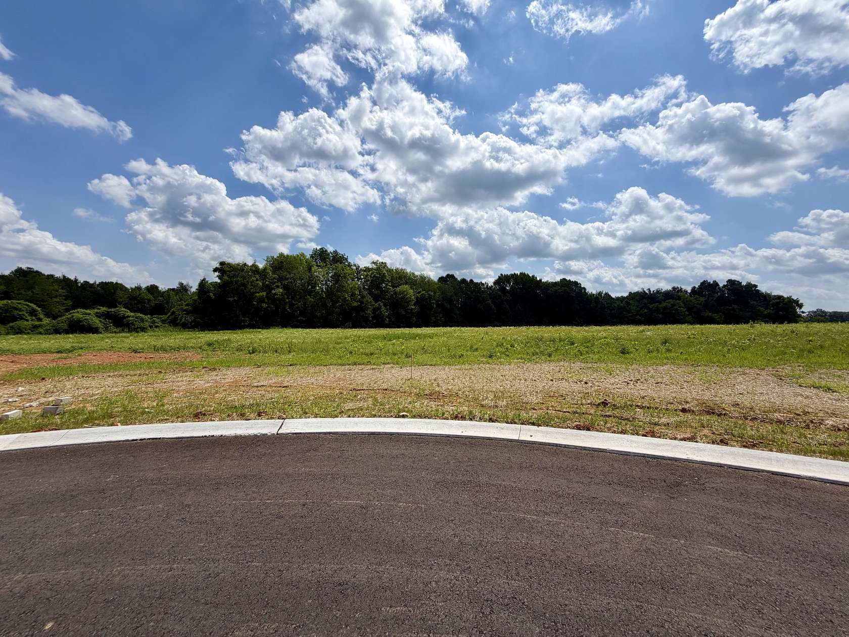 1.6 Acres of Residential Land for Sale in Clarksville, Tennessee