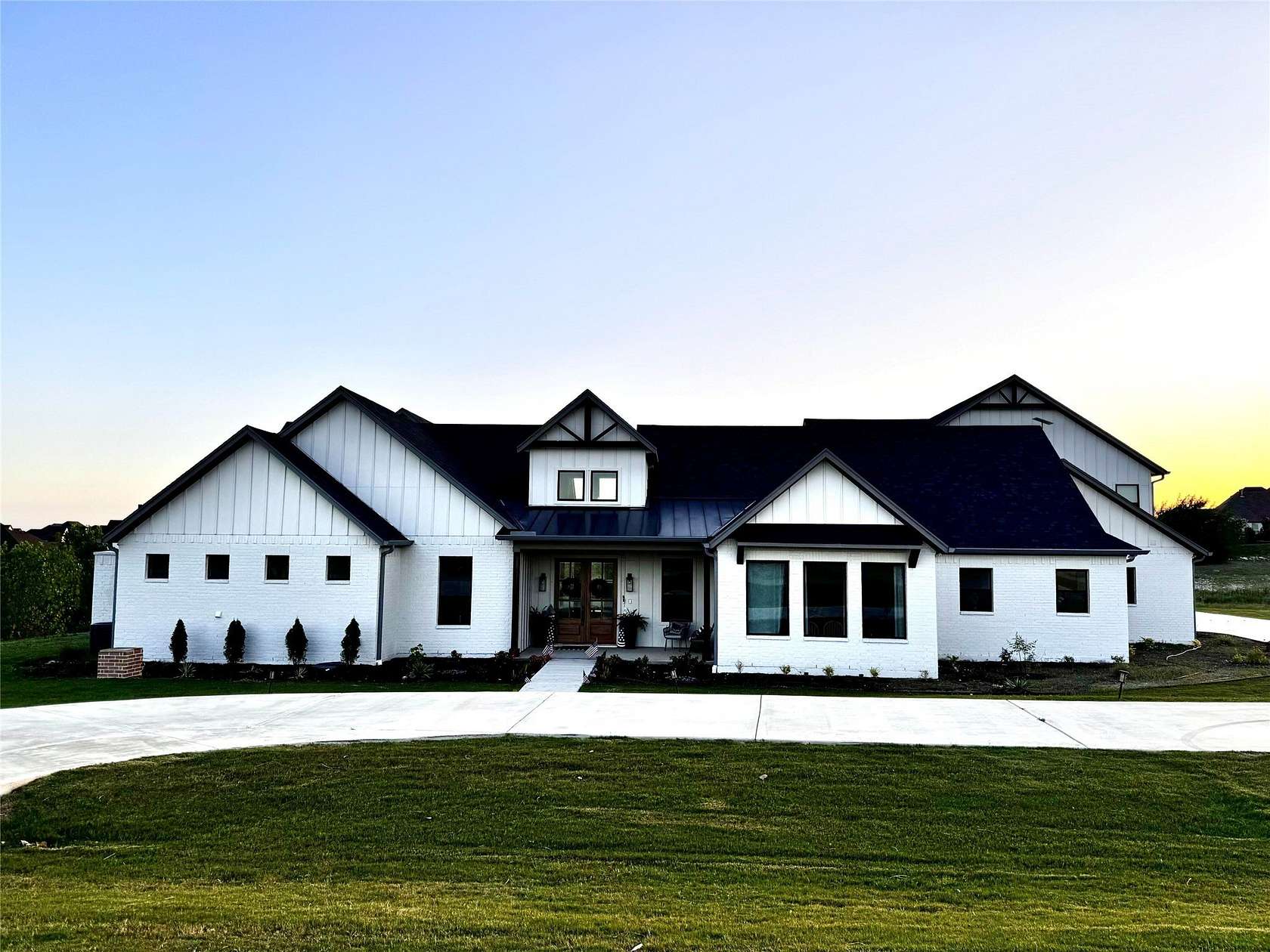 2 Acres of Land with Home for Sale in Fort Worth, Texas