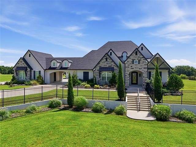 5.82 Acres of Land with Home for Sale in Bixby, Oklahoma