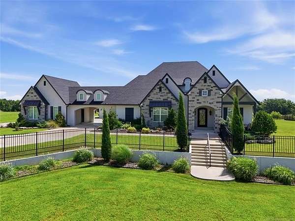 5.82 Acres of Land with Home for Sale in Bixby, Oklahoma
