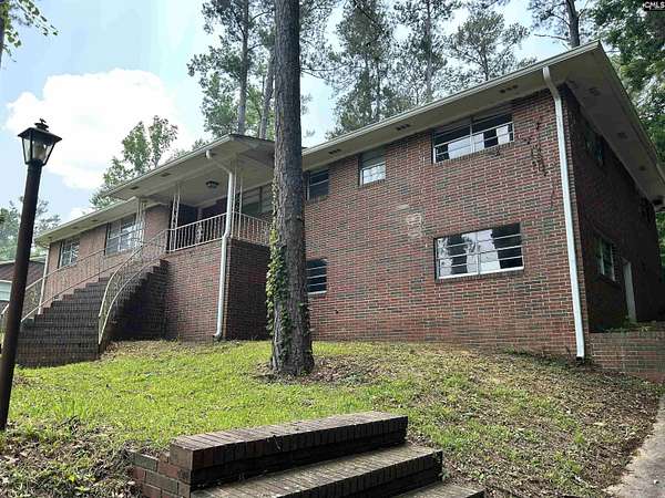 66 Acres of Land with Home for Lease in Columbia, South Carolina