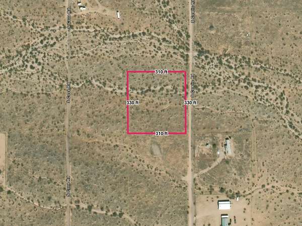 2.35 Acres of Residential Land for Sale in Golden Valley, Arizona