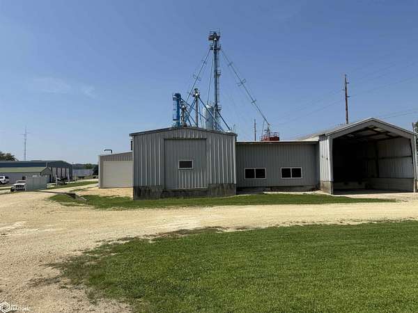 1.1 Acres of Land for Sale in Monticello, Iowa