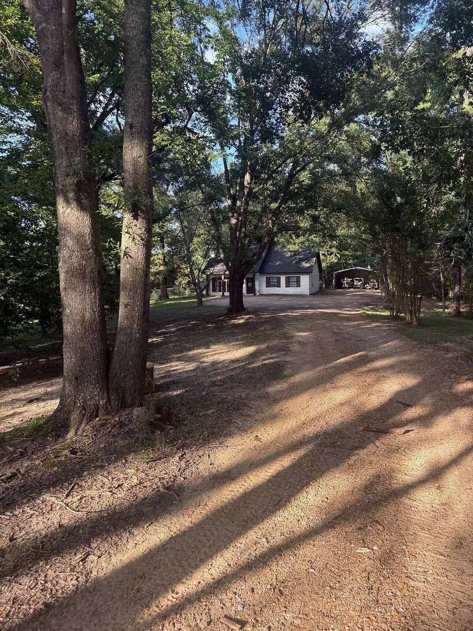 5 Acres of Land with Home for Sale in Greenwood, Mississippi