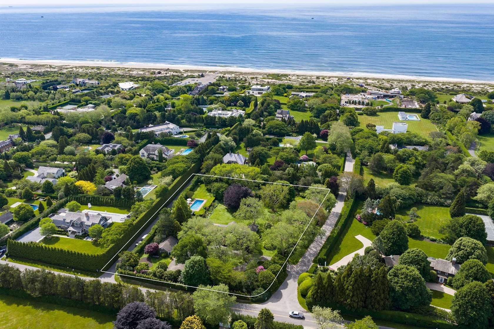 2.6 Acres of Land with Home for Sale in East Hampton, New York