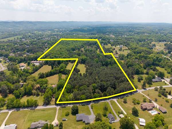 38 Acres of Land with Home for Sale in Ringgold, Georgia
