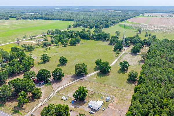 15 Acres of Agricultural Land for Sale in Branford, Florida